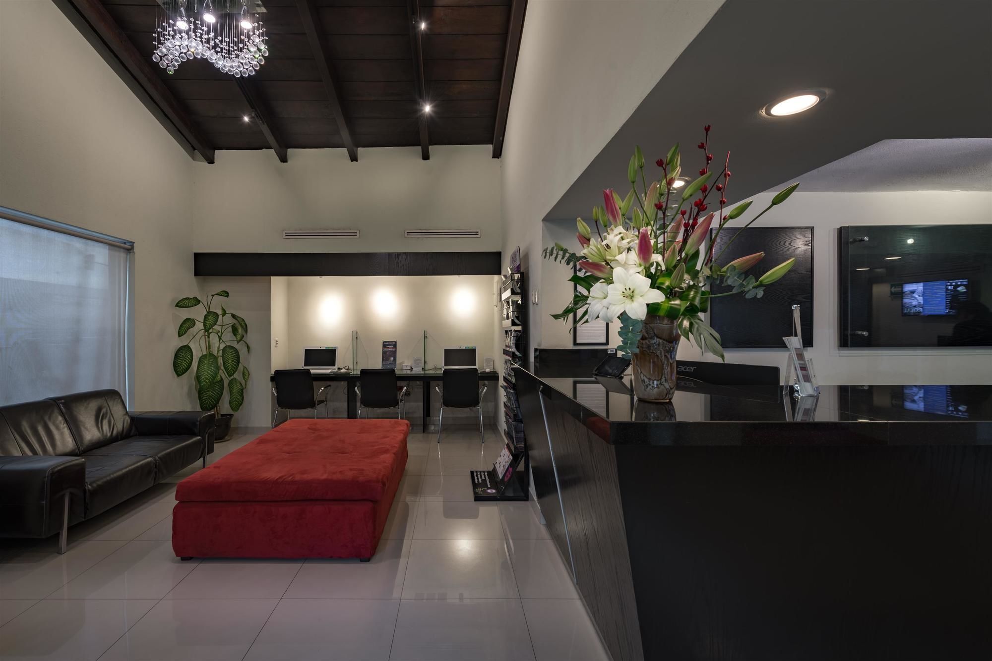 北蒙特雷舒眠酒店 San Nicolás de los Garzas 外观 照片